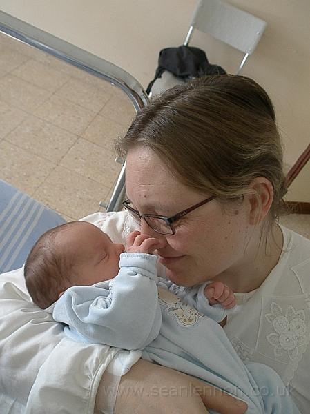 Loris Lennon (16-12-09) 017.jpg - OLYMPUS DIGITAL CAMERA         